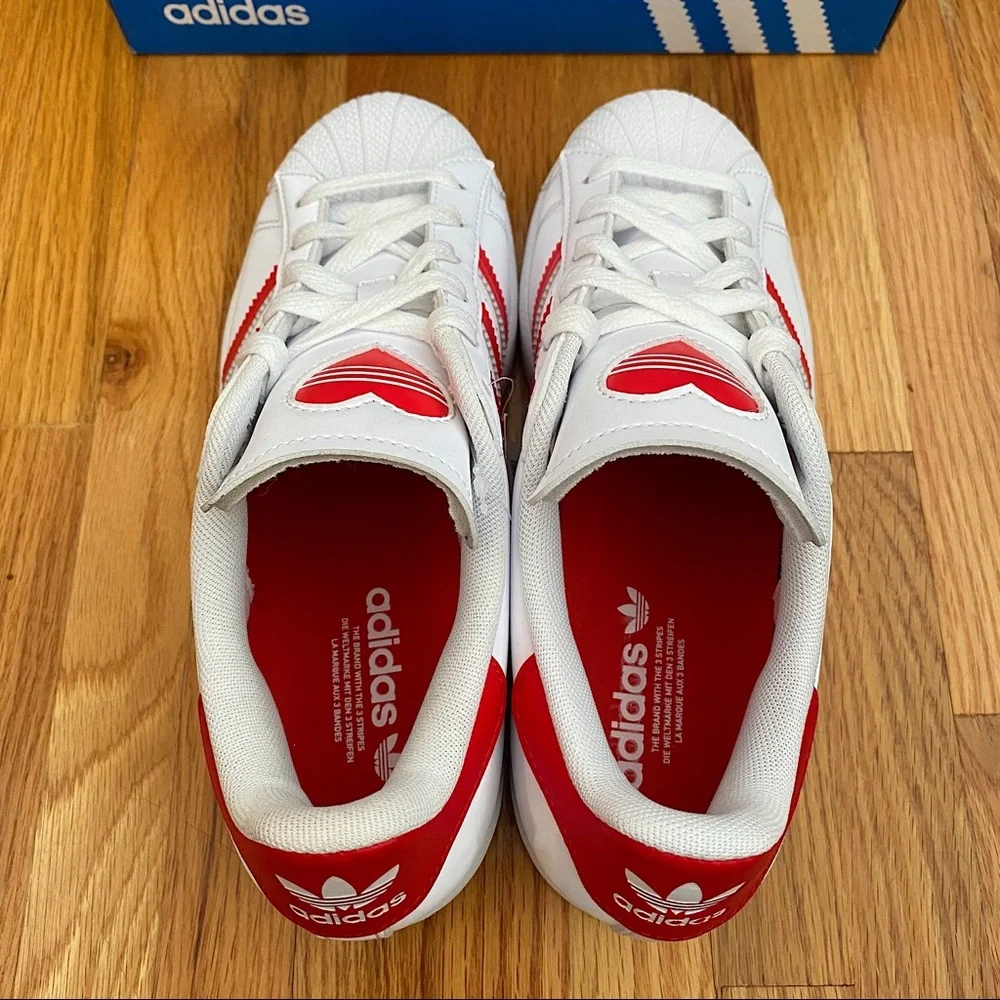 Adidas Superstar Heart Women’s Sneakers - Picture 5 of 8